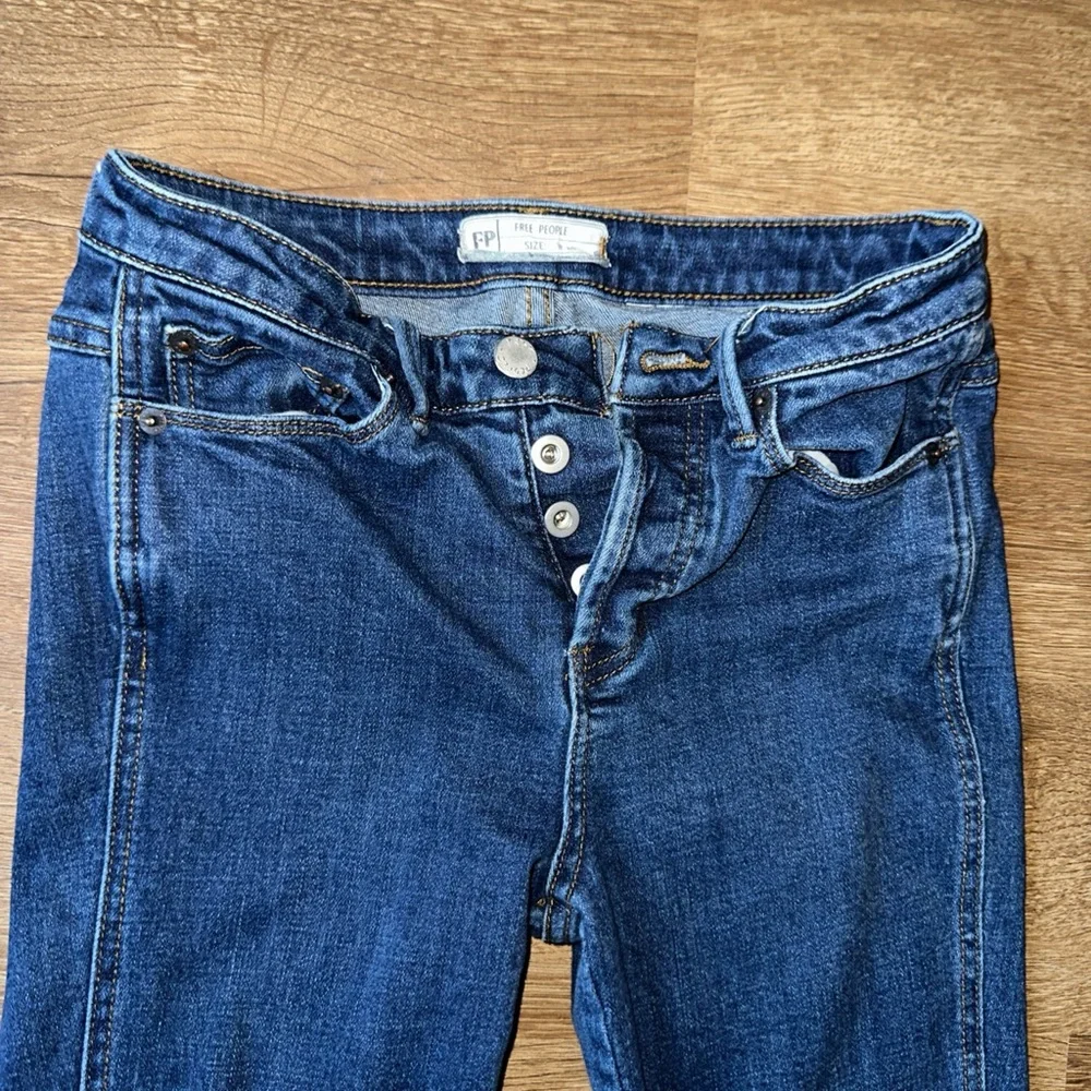Free people womans jeans size 26 button fly‎ denim Skinny